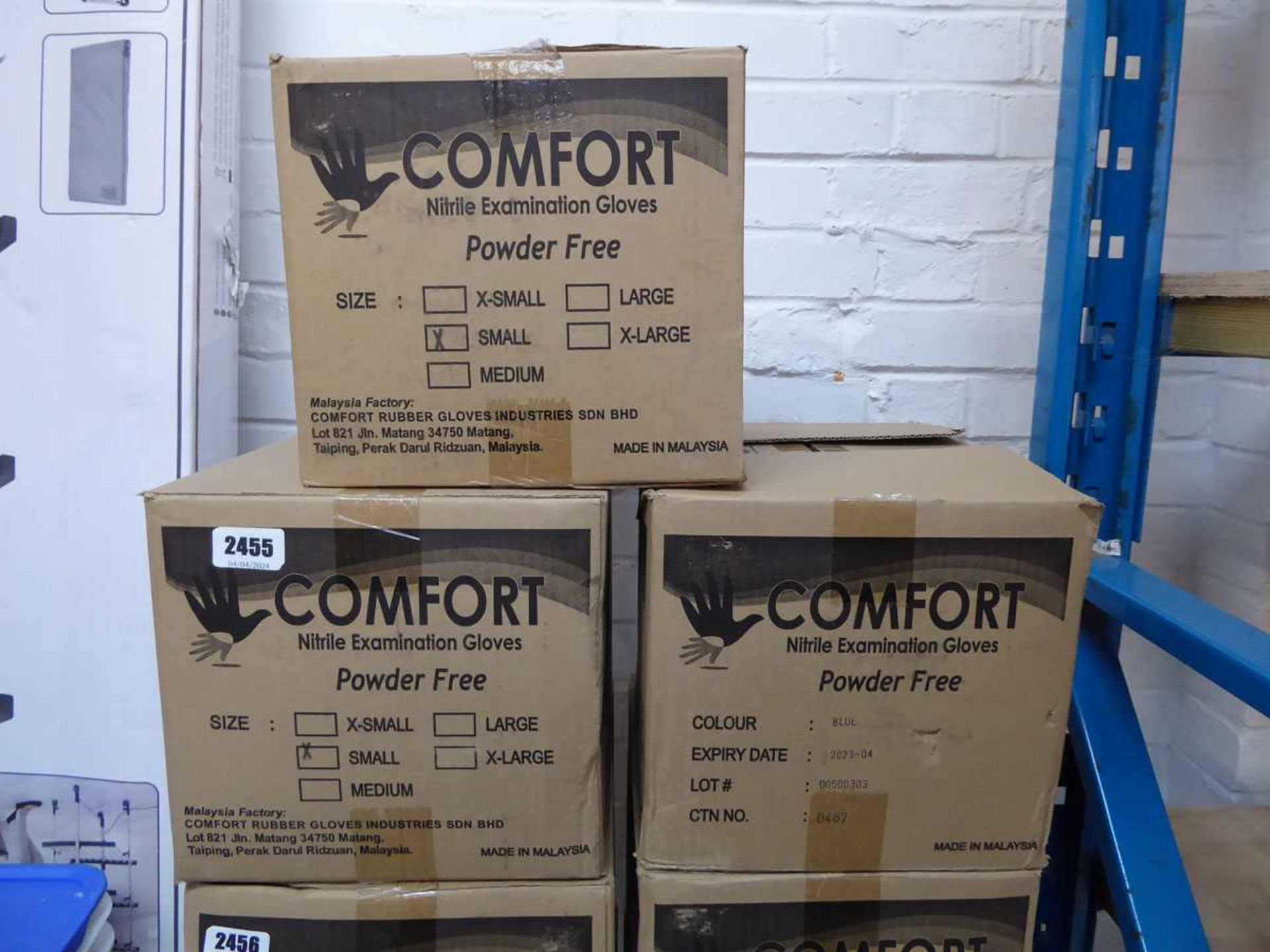 3 boxes containing 20 packs of 100 Comfort powder free nitrile examination (size S) 05/2023