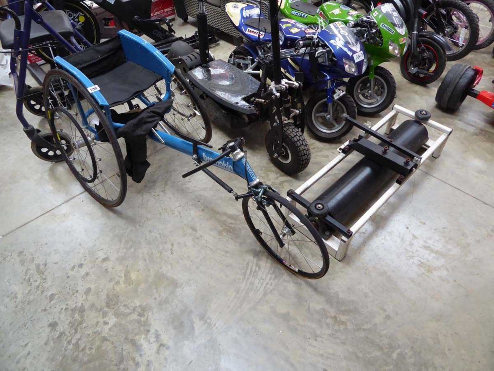 Bromakin 3 wheel racing wheelchair with associated stabiliser