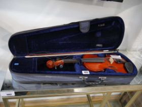 Prima-Vera students 3/4 size violin with bow and carry case