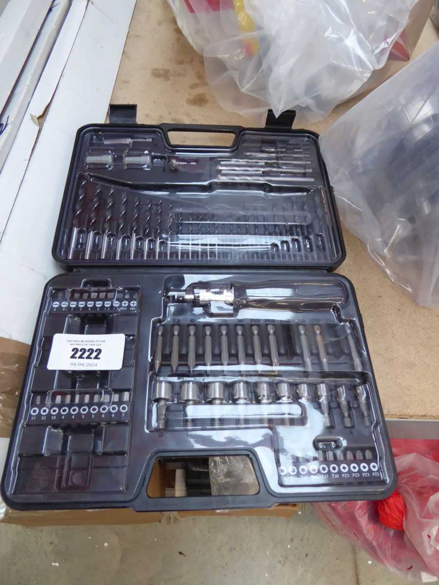 +VAT Cased DeWalt drill bit set