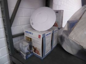 +VAT 4 boxed and 1 unboxed bathroom extractor fans