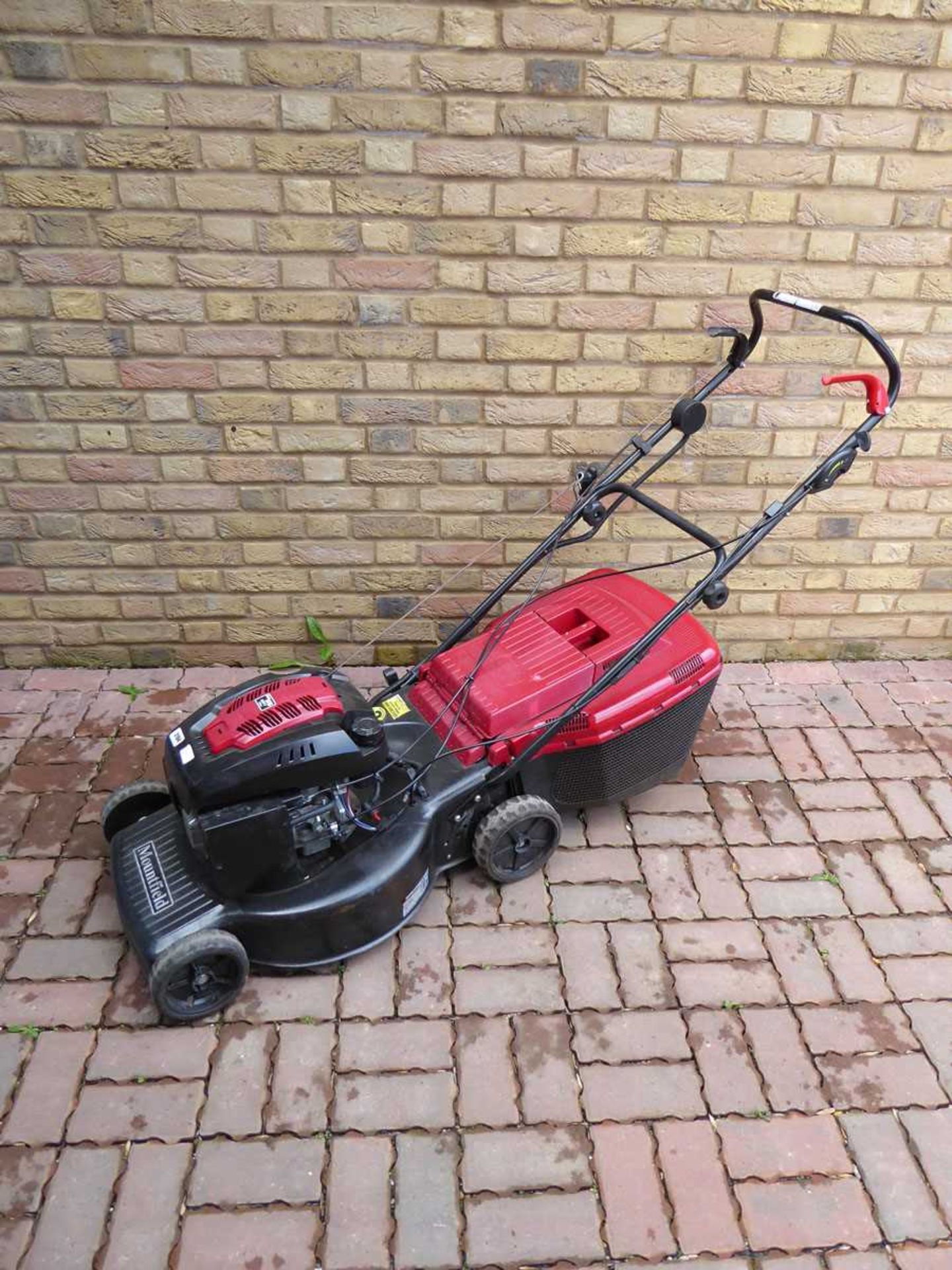 Mountfield self propelled petrol lawnmower