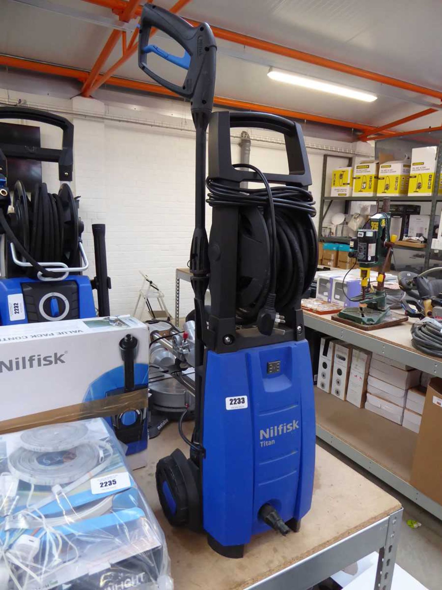 Nilfisk Titan electric pressure washer with lance