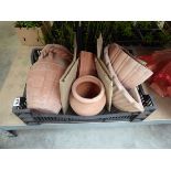 Tray of various style terracotta pots