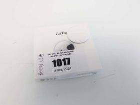 +VAT 2x Apple AirTags; 1x boxed, 1x unboxed