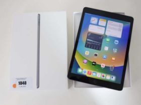 +VAT Apple iPad (9th Generation) Wi-Fi, 64GB Space Gray, boxed with charging cable, model A2602