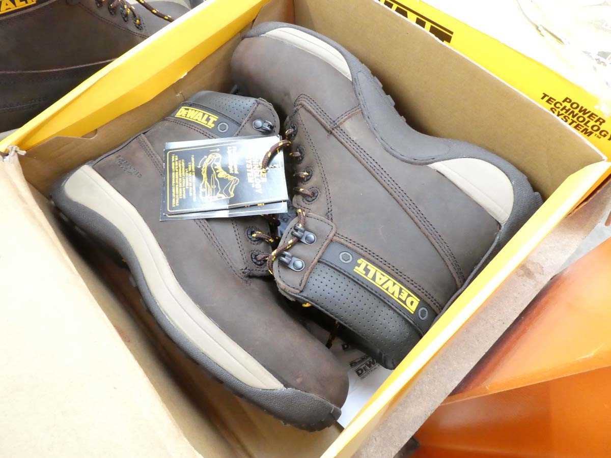 +VAT Boxed pair of DeWalt industrial footwear (size 8) - Image 2 of 2