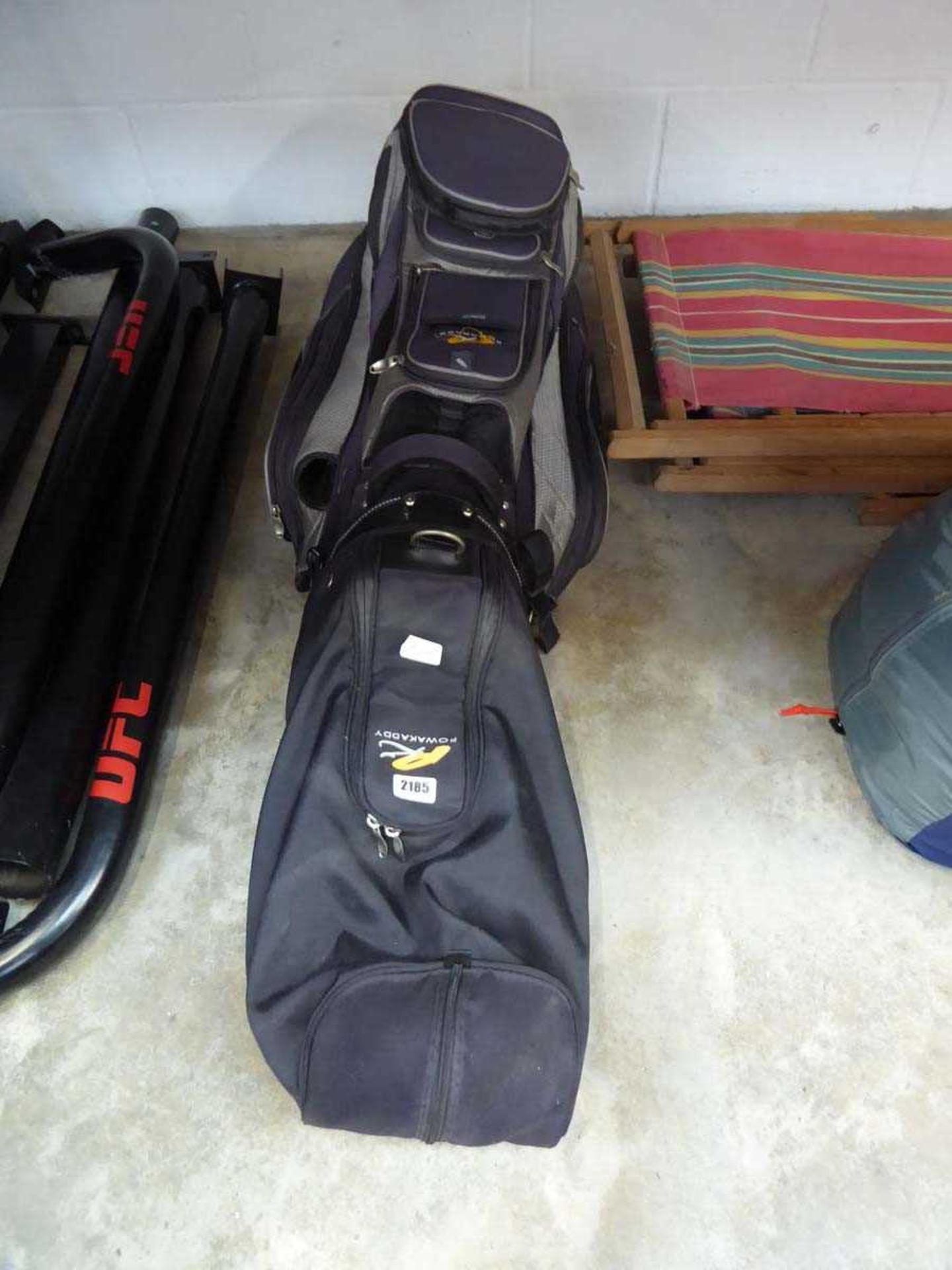 Black Powakaddy gold bag and clubs