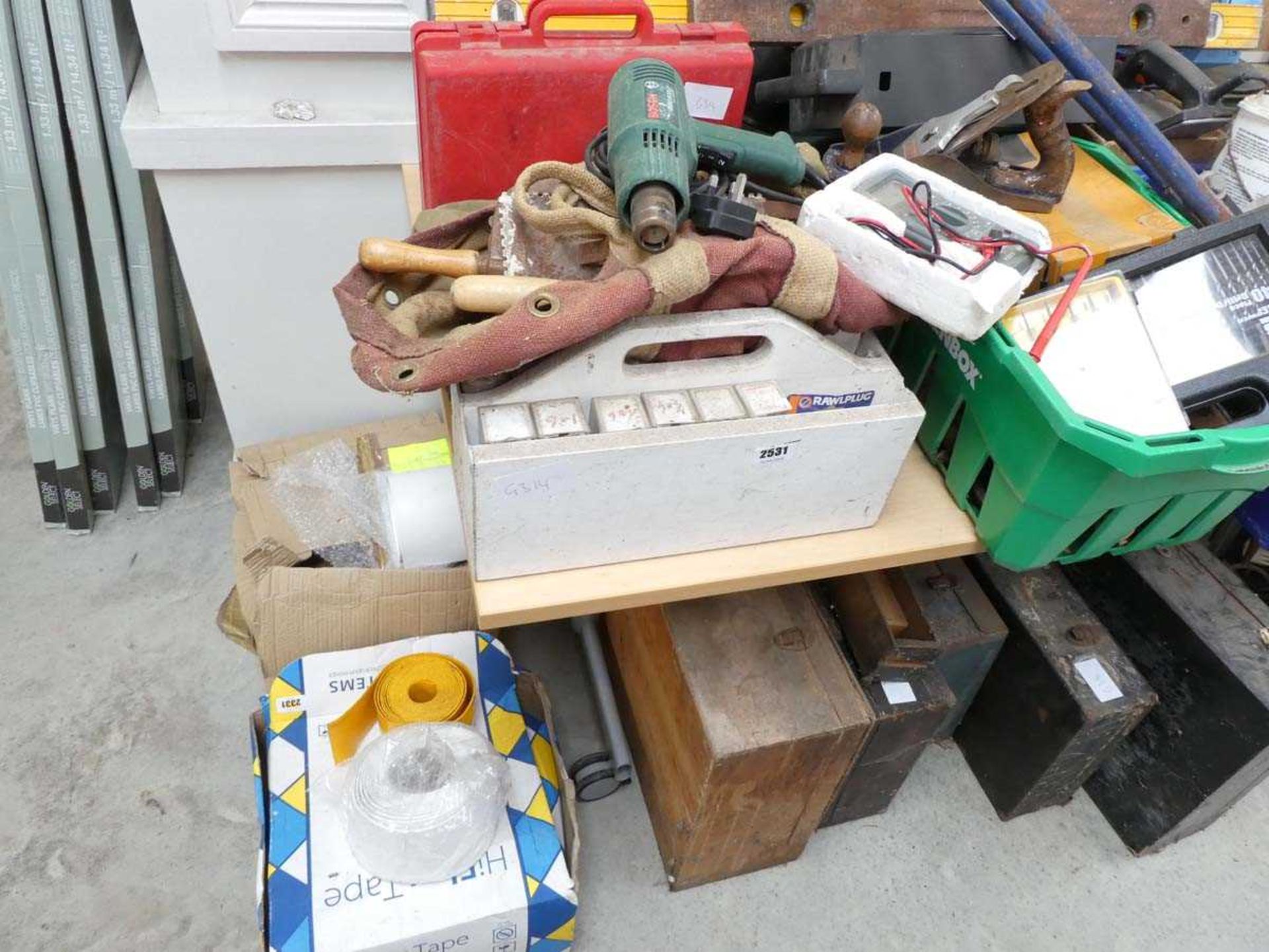 Tabletop and undertable collection of various tools, to include heat guns, electric planers, - Image 2 of 8