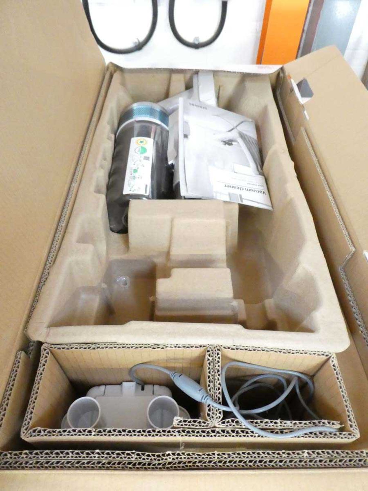 +VAT Box containing Samsung Jet 70 Series cordless stick vacuum parts incl. battery and accessories - Image 2 of 2