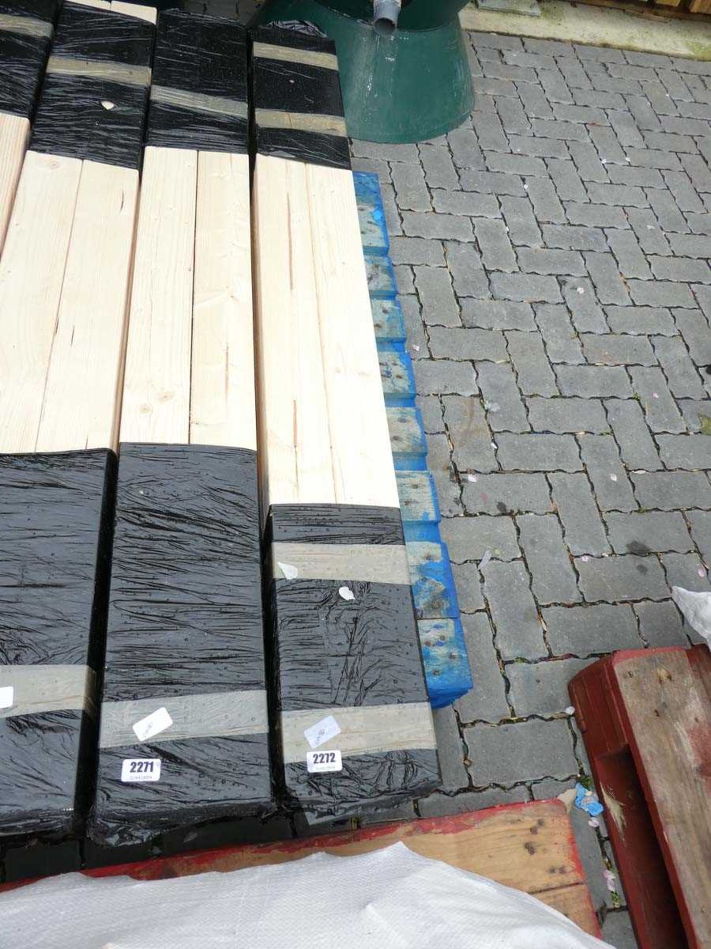 Wooden timber lengths