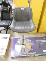 +VAT Single leather bar stool