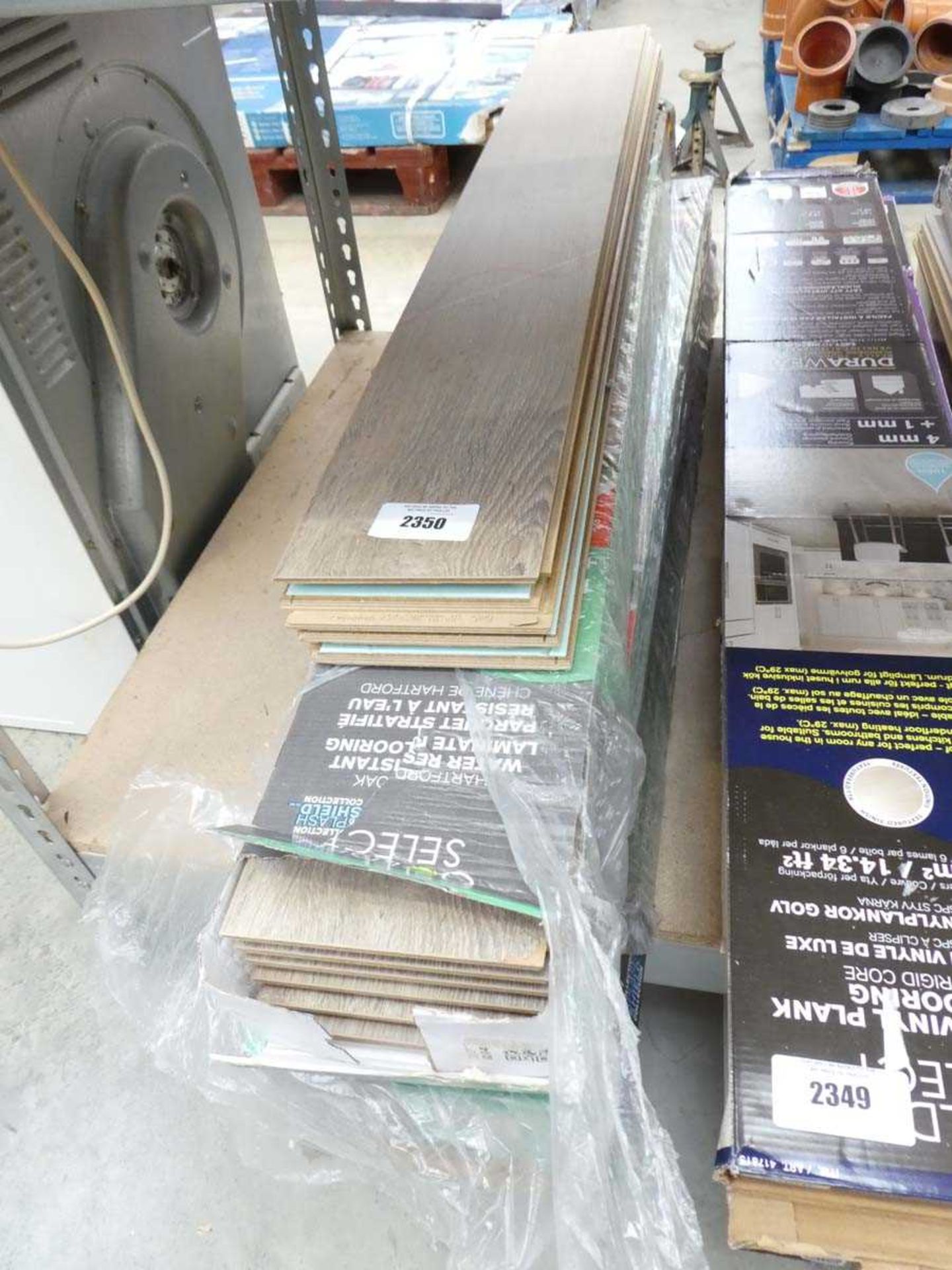 +VAT Quantity of Golden Select Hertford Oak laminate flooring