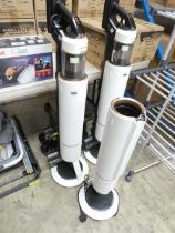+VAT Bespoke Jet vacuum with battery and accessories with Samsung Bespoke Jet stand
