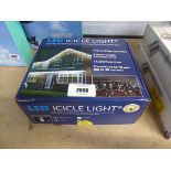 +VAT LED icicle light set, boxed