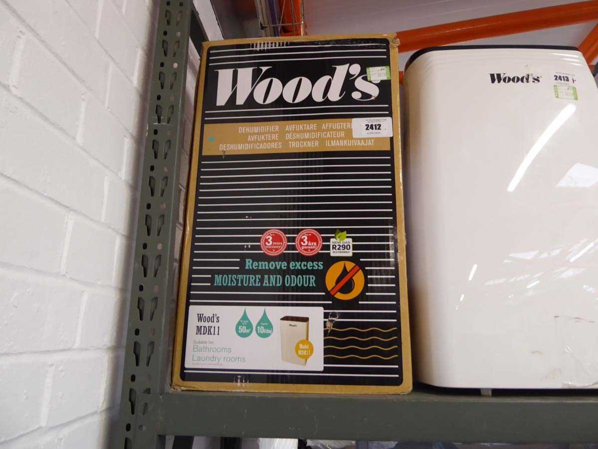 +VAT Wood's MDK11 electric de-humidifier