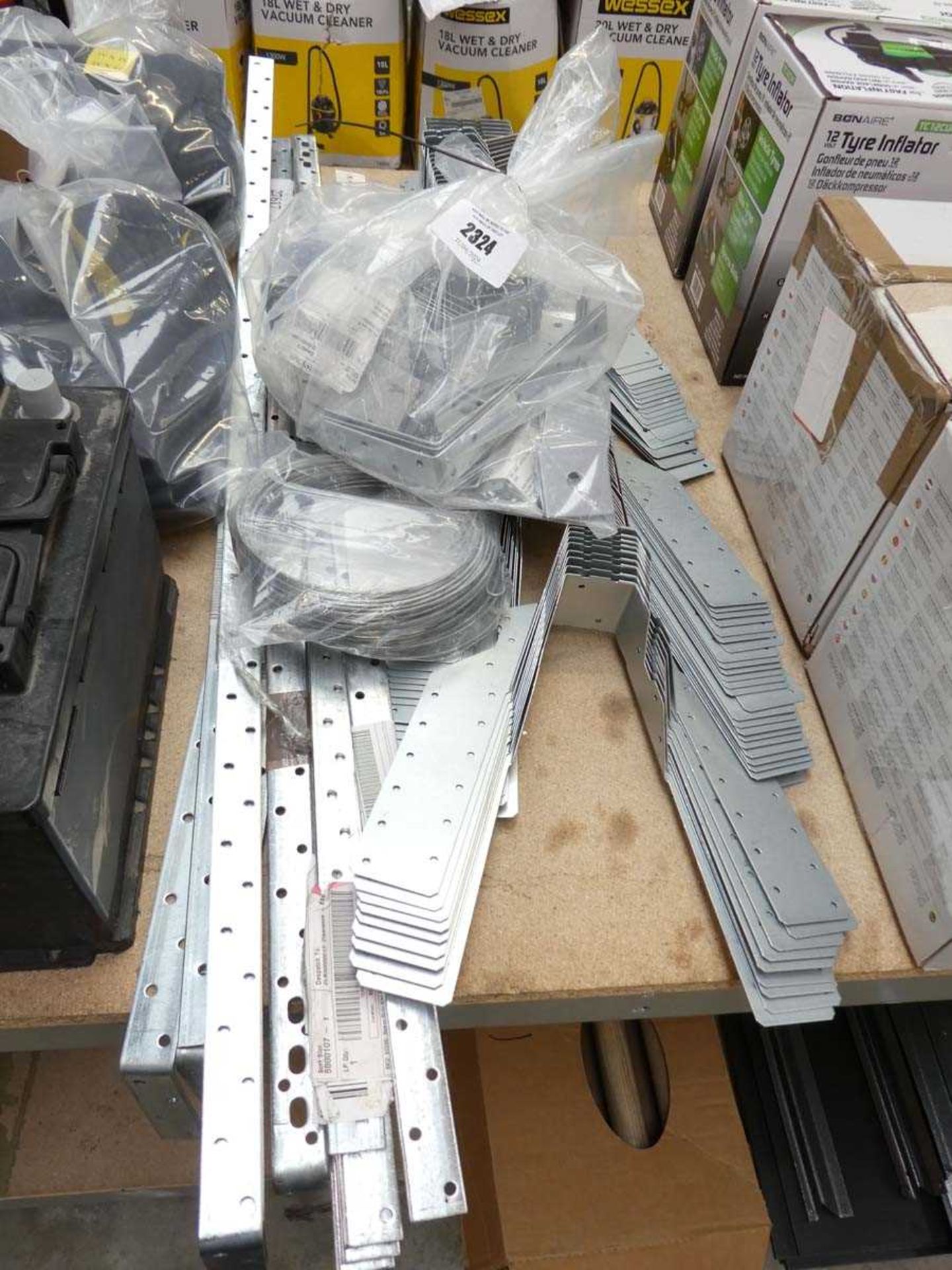 +VAT Bag of metal safe plates and other loose metal plates