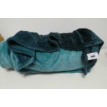 +VAT Large life comfort throw in green