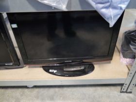 Samsung 32" TV with stand and remote control