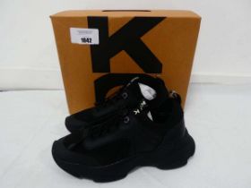 +VAT Boxed pair of Kurt Geiger Leighton black comb fabric sneakers size EU38