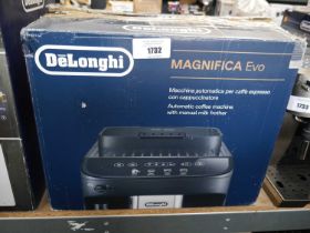 +VAT DeLonghi Magnifica Evo coffee machine boxed
