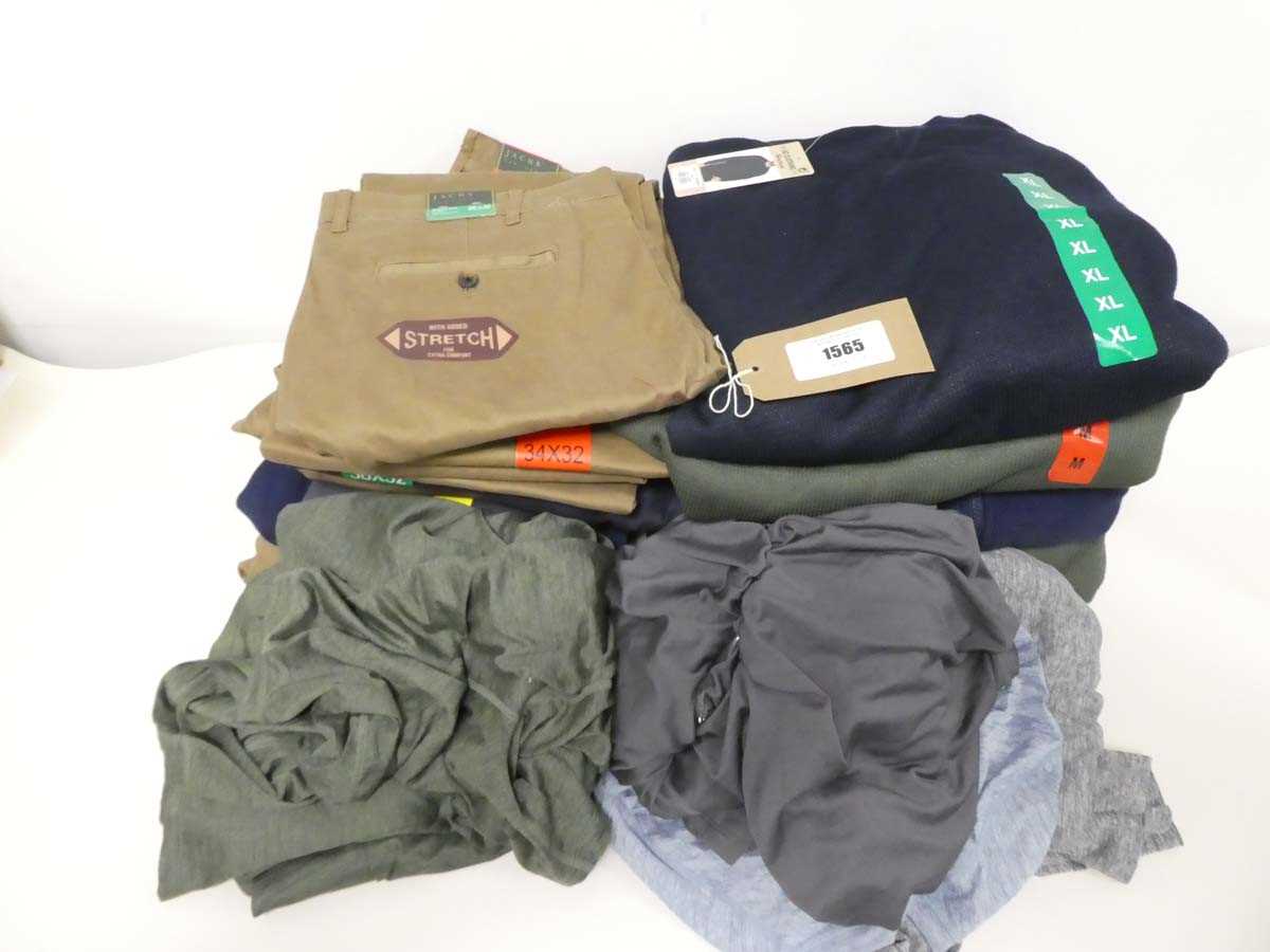 +VAT Approx 20. mens clothing to include t shirts, trousers, jumpers.