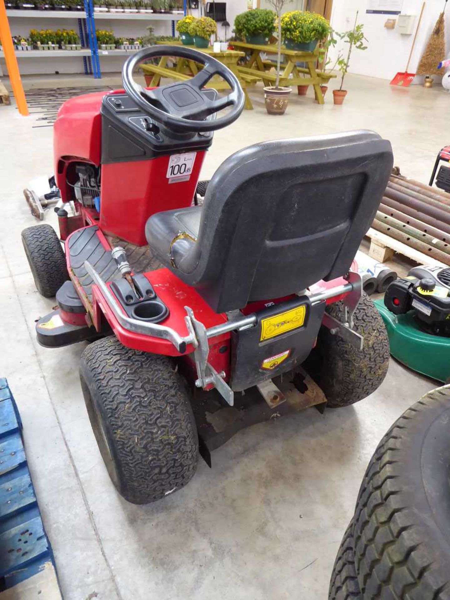 Countax petrol ride on lawn mower with key - Image 5 of 7