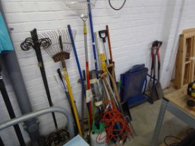 Large qty of outdoor garden hand tools to include rakes, forks, spades, pump sprayer etc