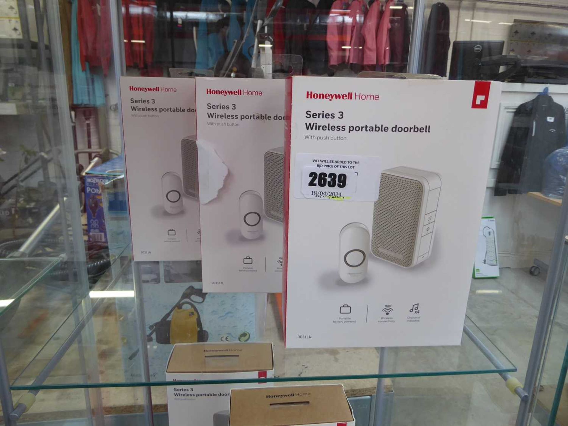 +VAT 3 Honeywell Home series 3 wireless portable doorbells