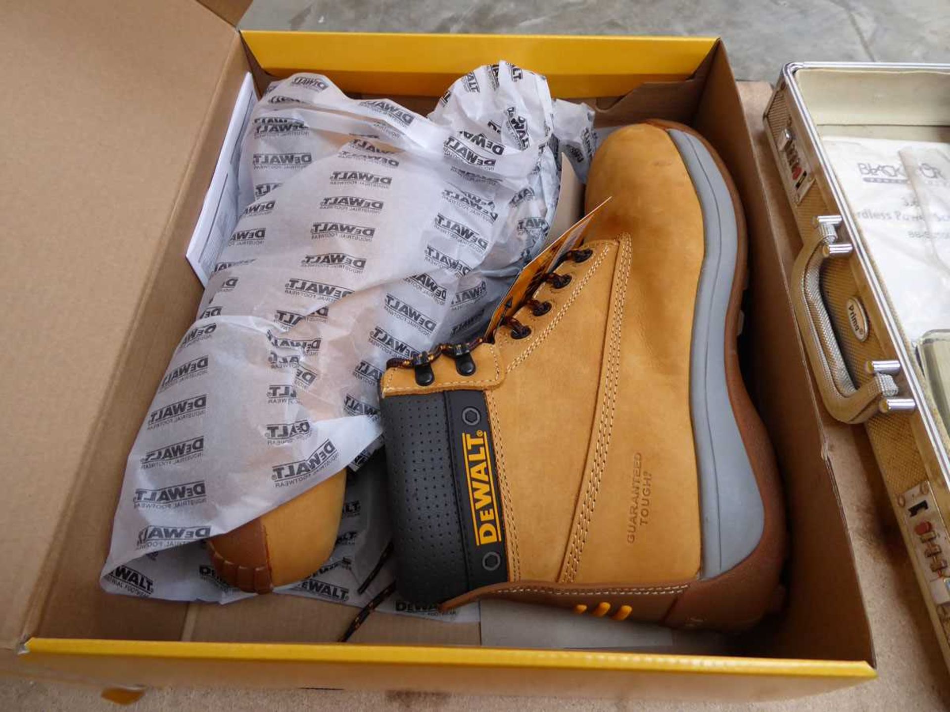 Boxed pair of DeWalt Mason steel toe safety boots in tan (size UK 10) - Image 2 of 2