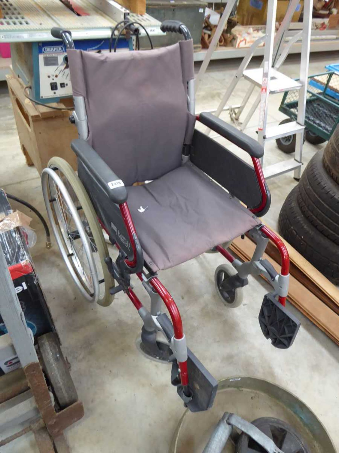 Sunrise medical 4 wheel collapsible wheelchair