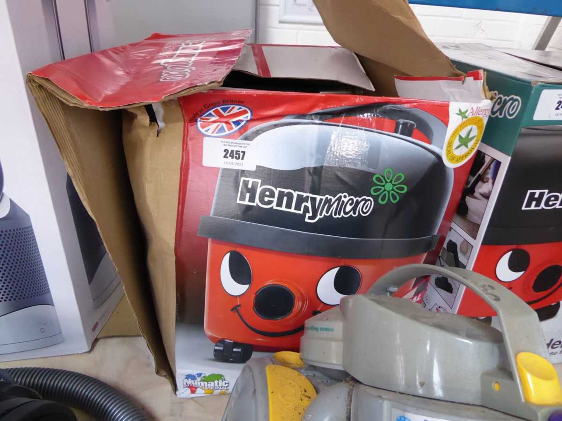 +VAT Boxed Special Edition Henry Micro vacuum cleaner