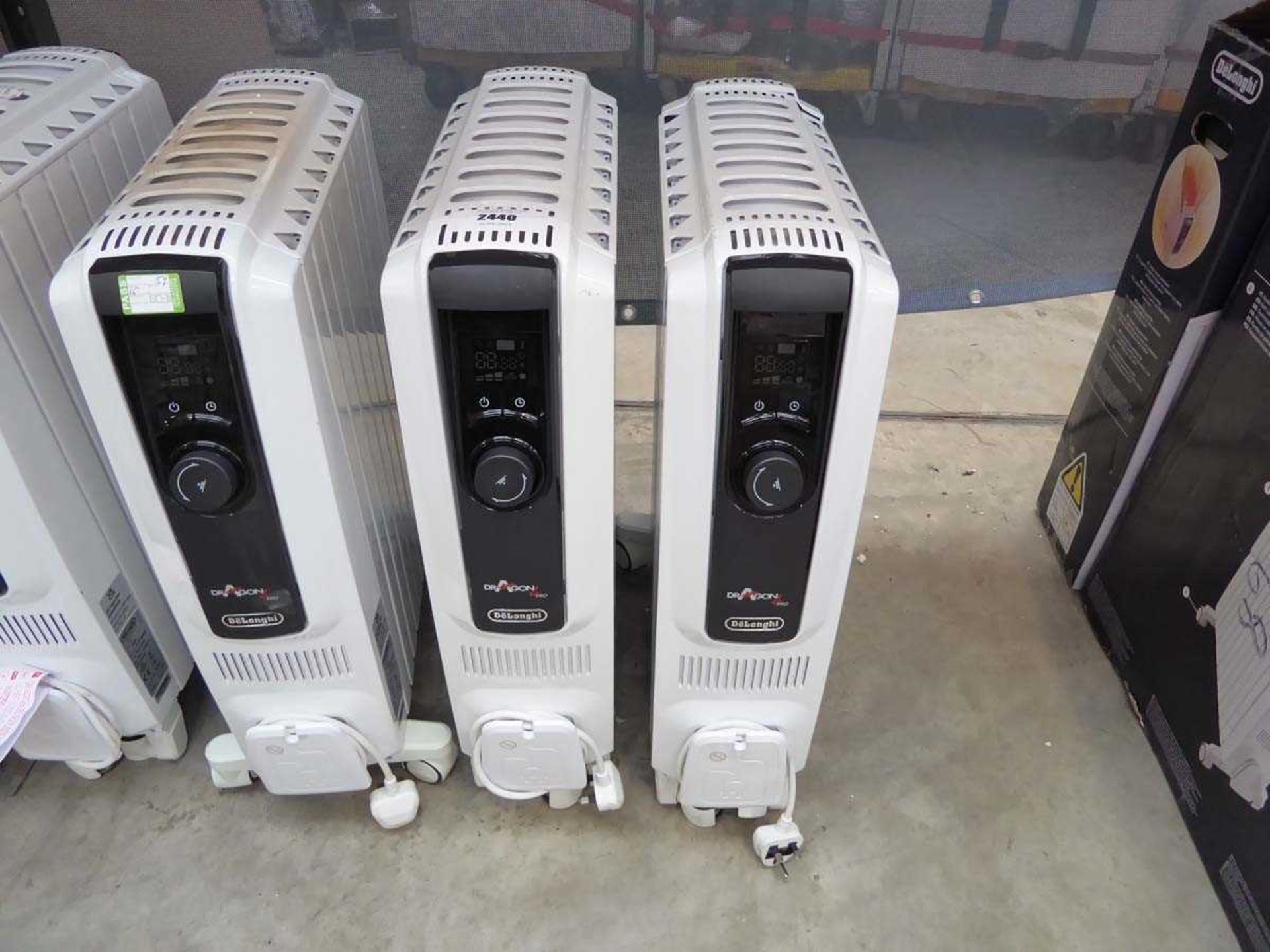 +VAT 3 De'Longhi Dragon 4 Pro radiators, unboxed - Image 2 of 2