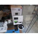+VAT Drayton Digistat 2 piece thermostat set with Honeywell Home DT2 digital wired thermostat