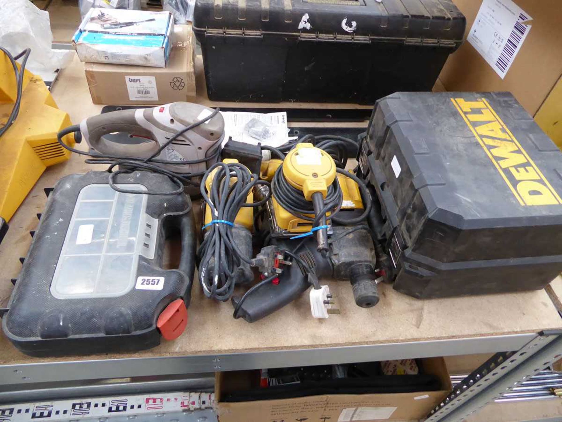 Quantity of mixed electric tools, to include 3 sanders, 2 hammer drills, a DeWalt tool case (no