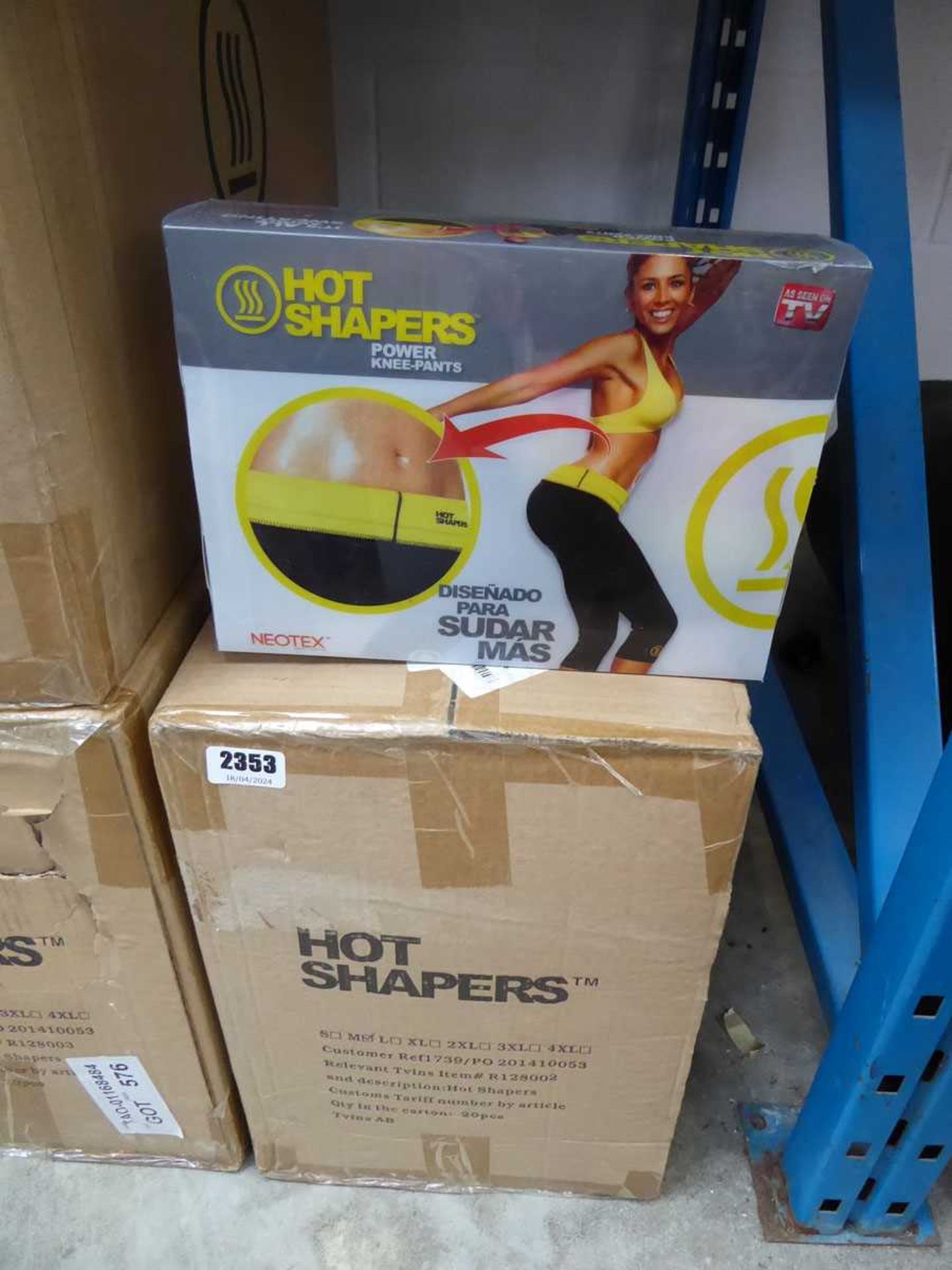 Box containing 20 pairs of hot shapers fitness power knee pant sets