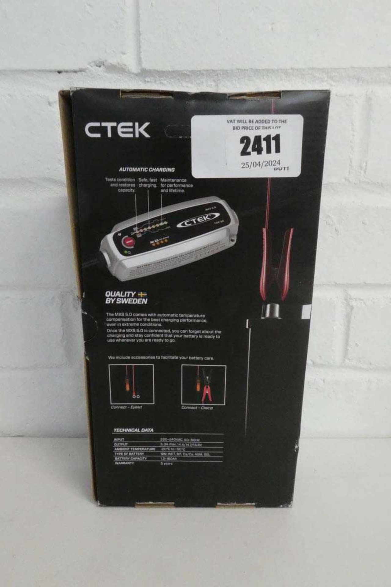 +VAT Ctek MXS 5.0 battery charger and maintainer