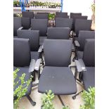 Set of 5 black cloth twin armed office armchairs