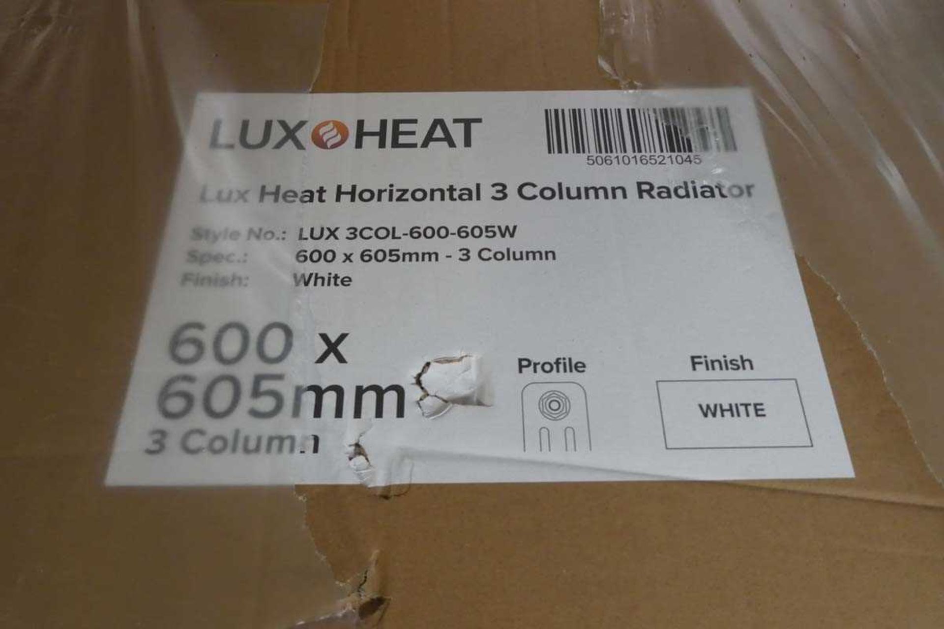 LuxoHeat 3 column horizontal radiator in white, 600 x 605mm. - Bild 2 aus 2