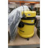 Karcher 2201 electric wet and dry vacuum cleaner