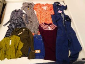 +VAT Selection of clothing to include Sea Salt Cornwall, Phase Eight, Lucy & Yak, etc