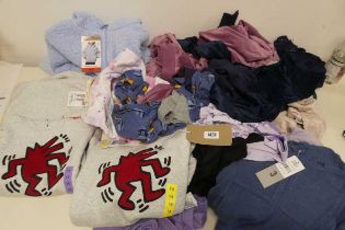 Mixed bag of childrens clothing. To include jumpers, jackets, pyjamas etc.