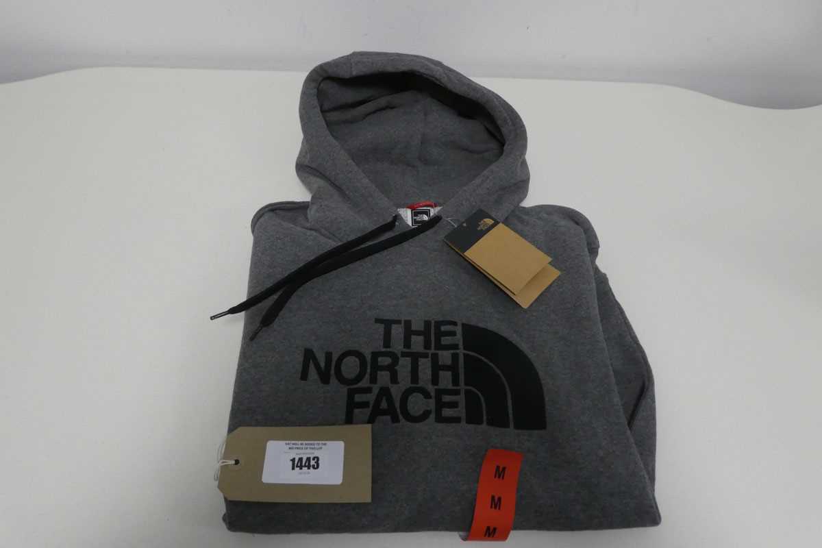+VAT The North Face hoodie in grey. Size M