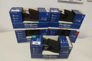 +VAT 5 boxed pairs of mens Dearfoam slippers. Mixed sizes.