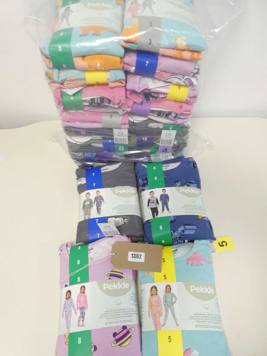 Approx. 20 Pekkle childrens 4 piece pyjama sets