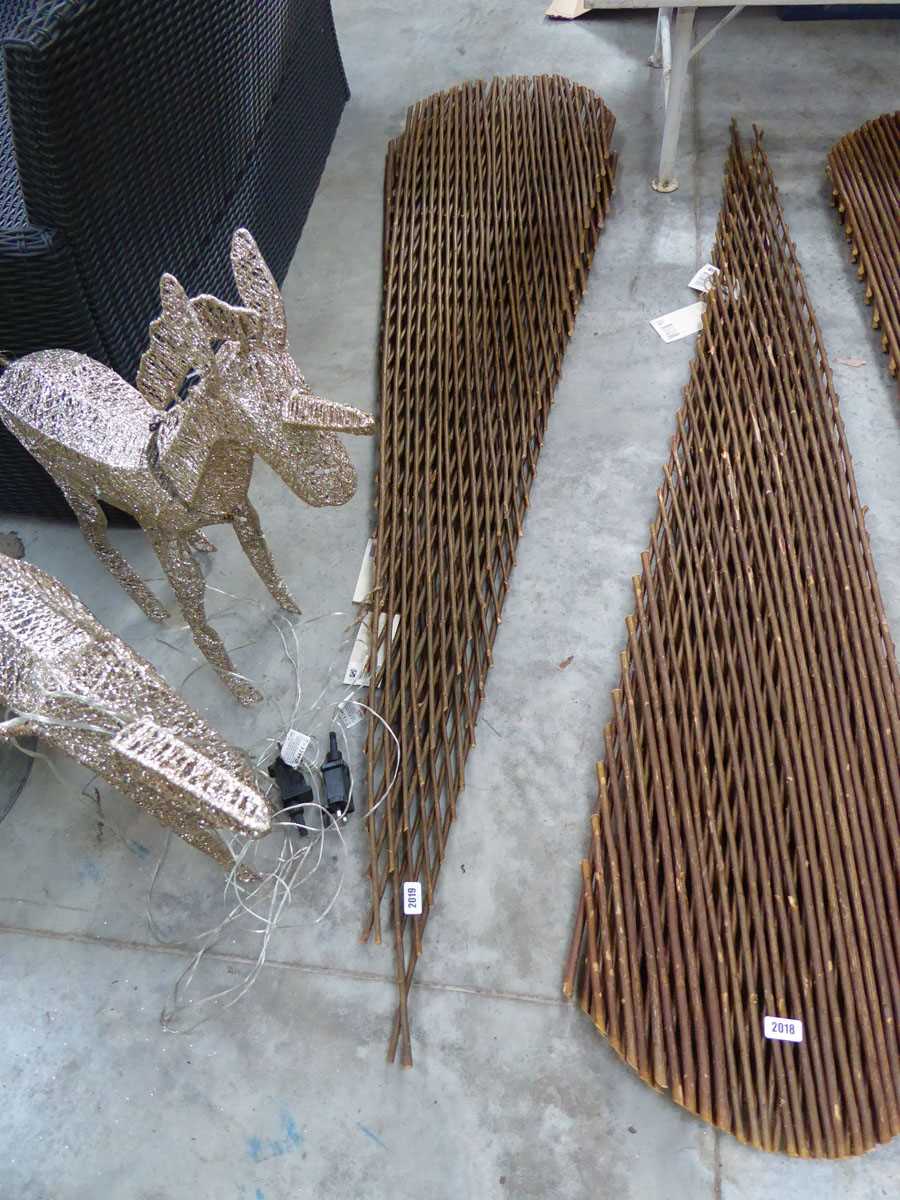 Pair of 180 x 90cm. expanding willow fan trellis panels