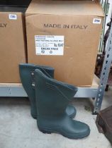 Box containing 5 pairs of green traditional half length wellington boots size UK 12