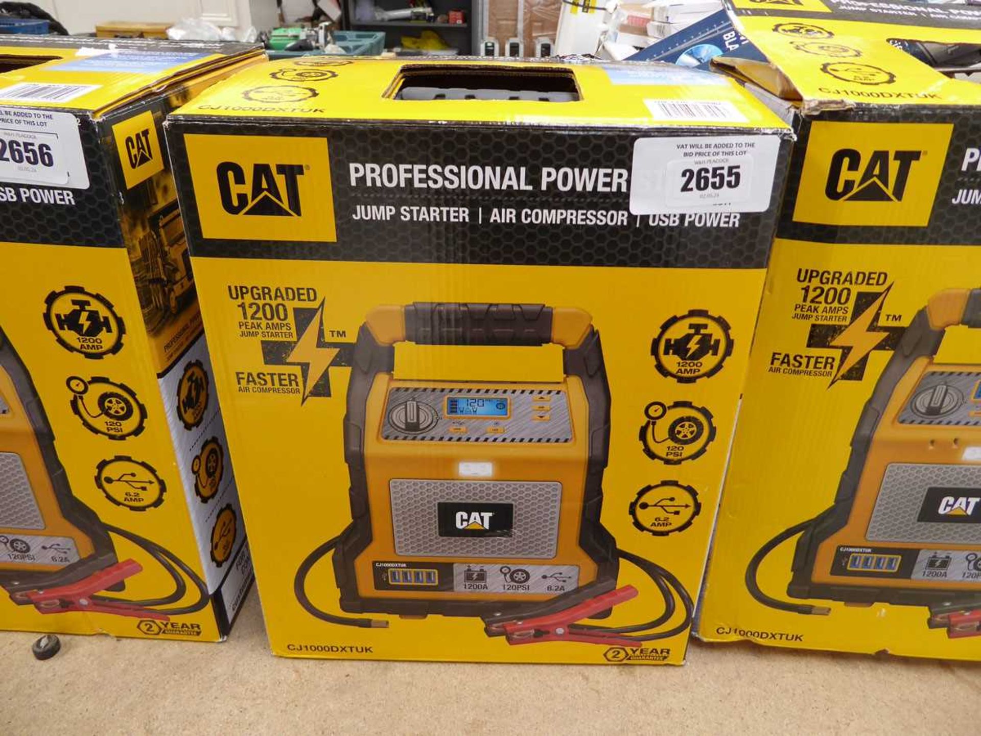 +VAT Boxed CAT professional car power station (jump starter air compressor)