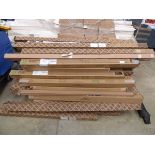 +VAT Pallet containing a large quantity of LED baton lights