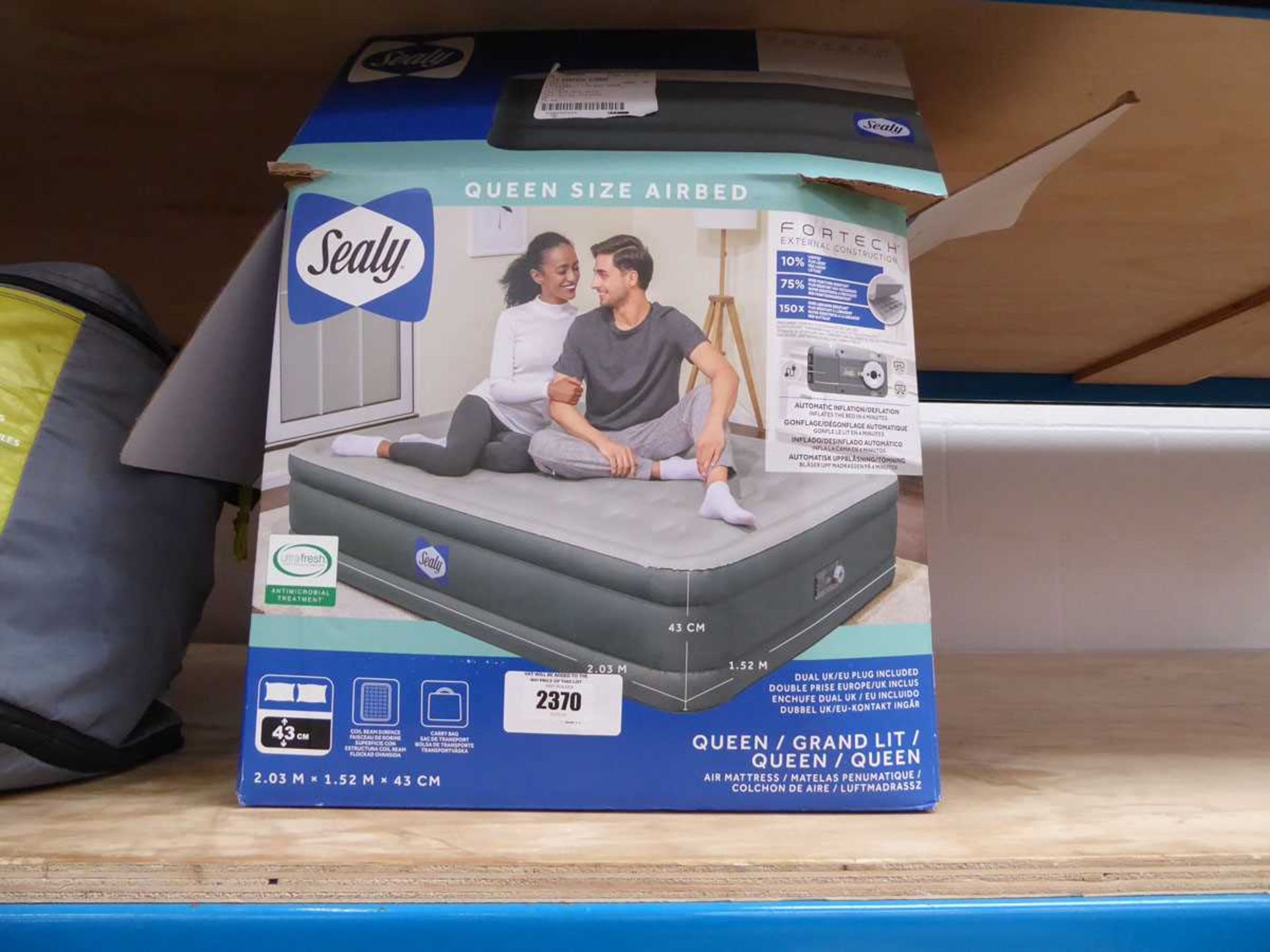 +VAT 2 boxed and 1 unboxed Sealy queen size electric air beds